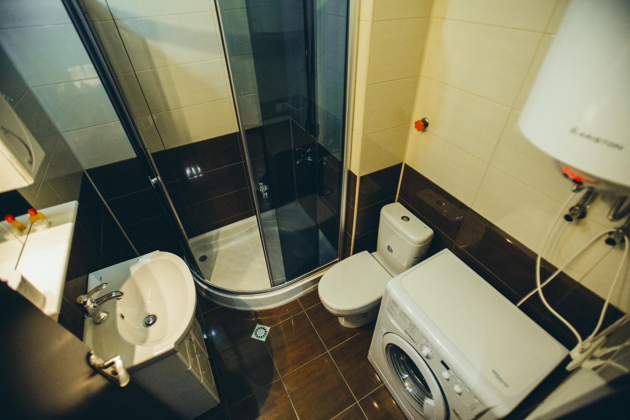 Sea Towers Suite Батуми Экстерьер фото