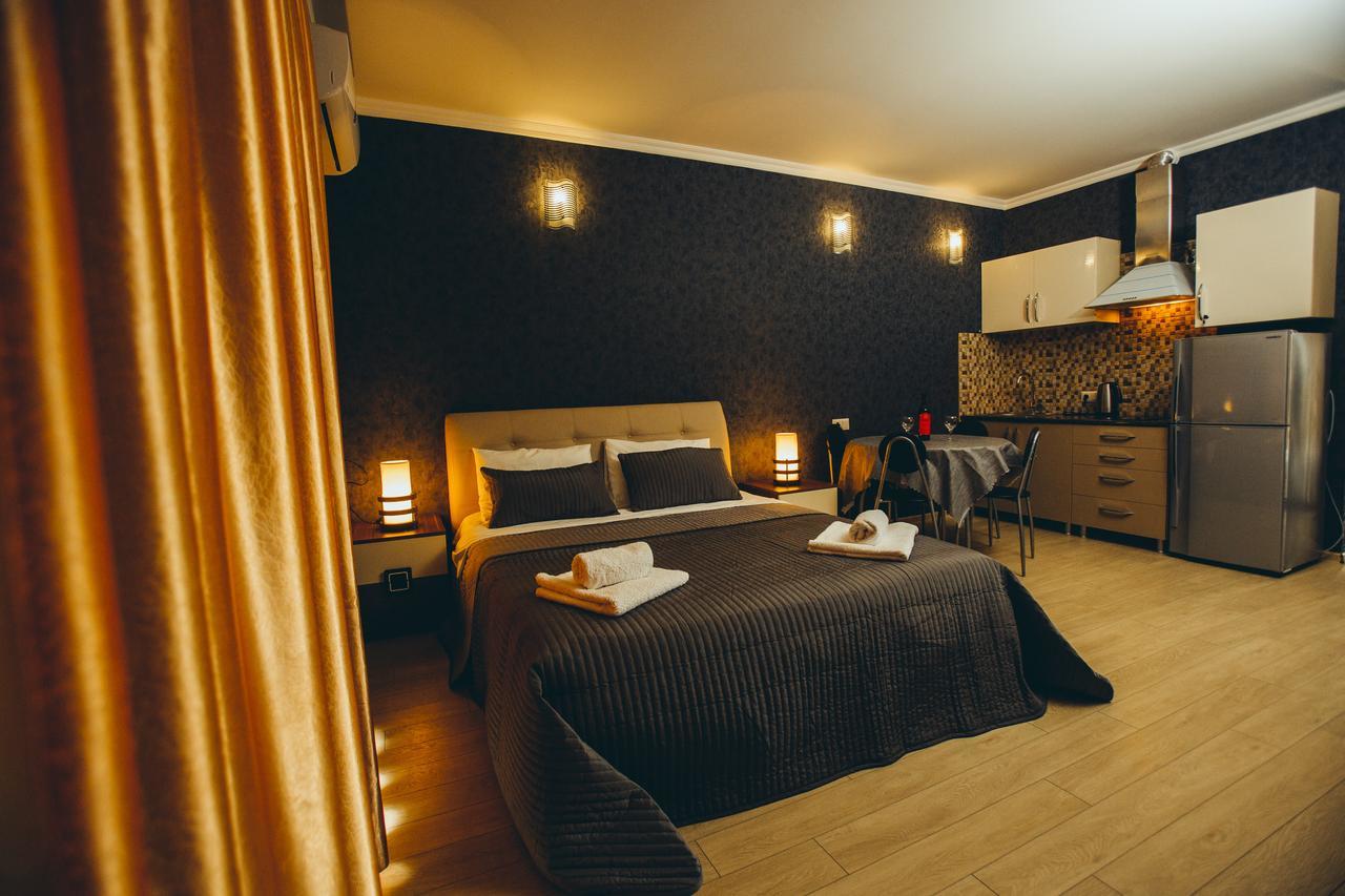 Sea Towers Suite Батуми Экстерьер фото